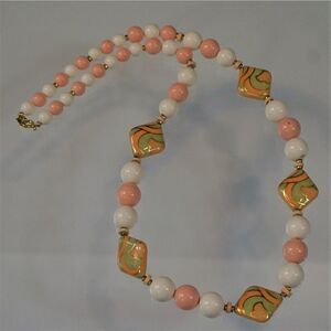 Vintage 70s Japan Beaded Necklace Pink White Green Plastic